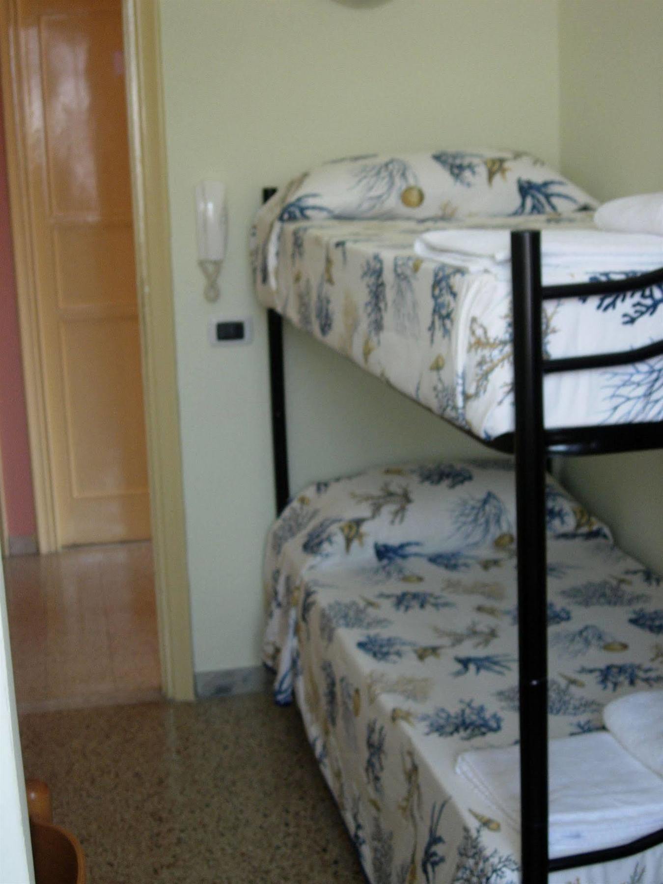 Foresteria Roma Esercito Della Salvezza Εξωτερικό φωτογραφία
